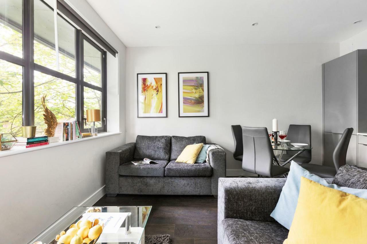 Homely - Watford Premier Apartments Esterno foto