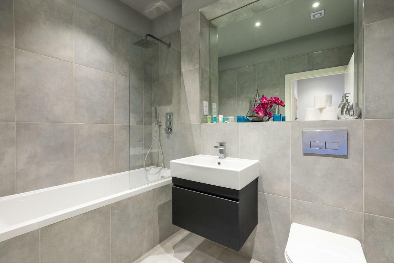 Homely - Watford Premier Apartments Esterno foto