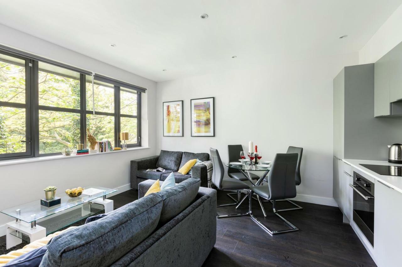 Homely - Watford Premier Apartments Esterno foto